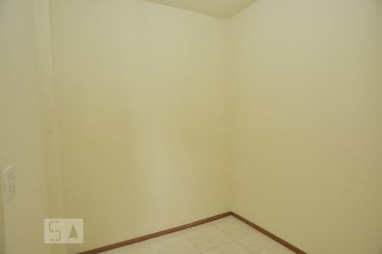 Quarto de Serviço de apartamento à venda com 2 quartos, 70m² em Freguesia de Jacarepaguá, Rio de Janeiro
