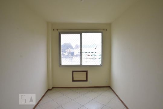 Quarto de apartamento à venda com 2 quartos, 70m² em Freguesia de Jacarepaguá, Rio de Janeiro