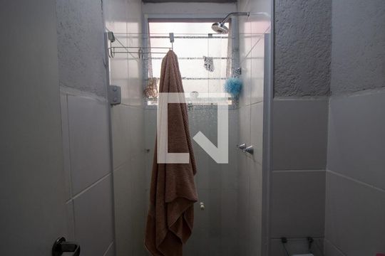 Banheiro de apartamento à venda com 2 quartos, 46m² em Recreio dos Bandeirantes, Rio de Janeiro