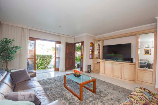 Sala  de casa à venda com 4 quartos, 400m² em Sarandi, Porto Alegre