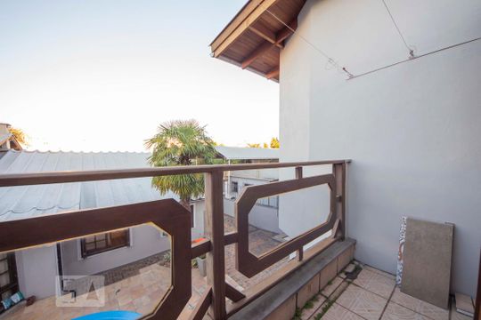 Varanda da Lavanderia de casa à venda com 4 quartos, 400m² em Sarandi, Porto Alegre