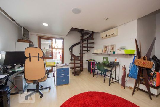 Quarto 3 / Escritório de casa à venda com 4 quartos, 400m² em Sarandi, Porto Alegre
