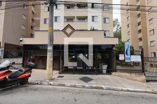 Fachada de apartamento à venda com 3 quartos, 64m² em Jardim Santa Emília, São Paulo