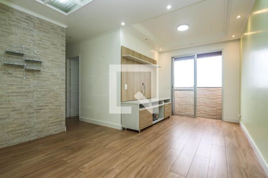 Apartamento à venda com 3 quartos, 64m² em Jardim Santa Emília, São Paulo