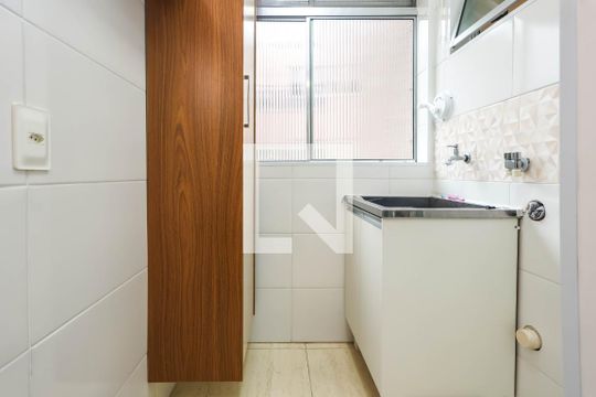 Área de Serviço de apartamento à venda com 3 quartos, 64m² em Jardim Santa Emília, São Paulo
