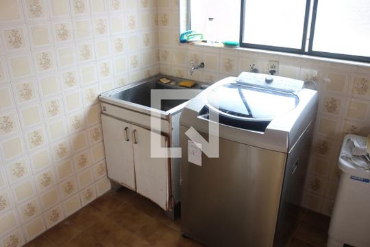 Área de Serviço de casa à venda com 5 quartos, 447m² em Jardim Sao Caetano, São Caetano do Sul