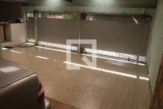 Garagem de casa à venda com 5 quartos, 447m² em Jardim Sao Caetano, São Caetano do Sul