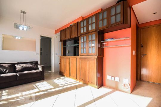 Apartamento à venda com 1 quarto, 50m² em Jardim Londrina, São Paulo