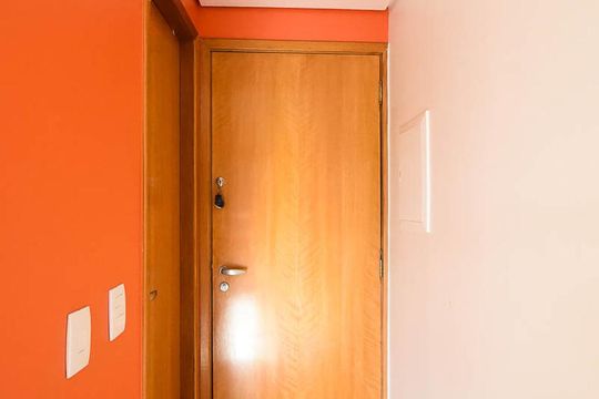Hall de entrada de apartamento à venda com 1 quarto, 50m² em Jardim Londrina, São Paulo