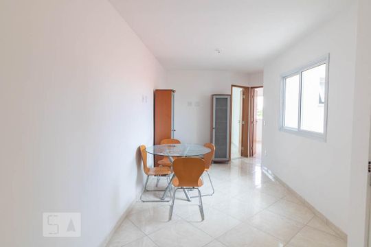 Apartamento para alugar com 2 quartos, 46m² em Vila São Pedro, Santo André