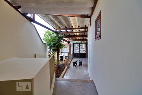 Área Externa de casa à venda com 3 quartos, 180m² em Jardim Colombo, São Paulo