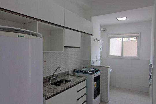 Cozinha de apartamento para alugar com 2 quartos, 89m² em Granja Viana, Cotia