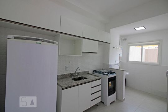 Cozinha de apartamento para alugar com 2 quartos, 89m² em Granja Viana, Cotia