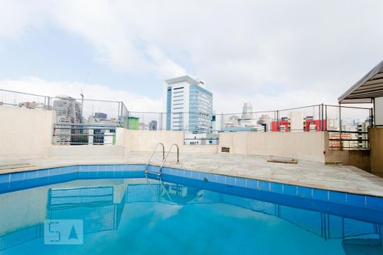 Área comum - Piscina de apartamento para alugar com 1 quarto, 38m² em Bela Vista, São Paulo