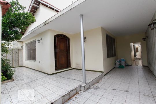 Fachada de casa à venda com 5 quartos, 320m² em Jardim Oriental, São Paulo