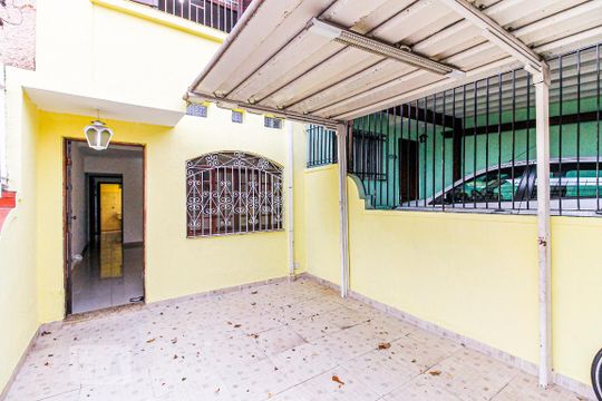 Fachada de casa à venda com 2 quartos, 96m² em Vila Marari, São Paulo