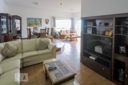Casa à venda com 3 quartos, 250m² em Jardim da Gloria, São Paulo