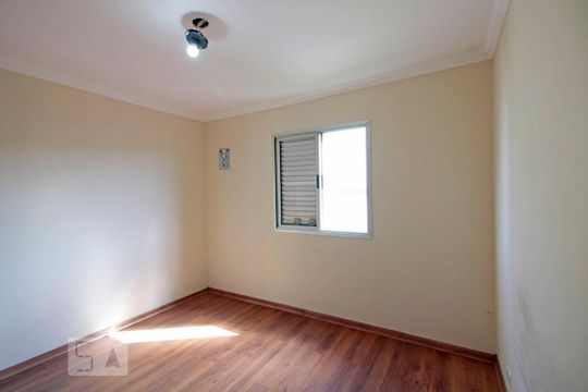 Quarto 2 de apartamento para alugar com 2 quartos, 55m² em Jardim Rio das Pedras, Cotia