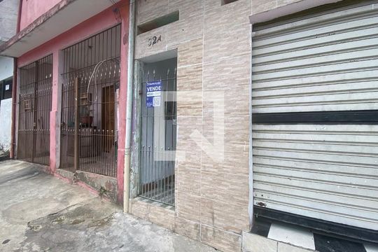 Fachada  de casa à venda com 1 quarto, 88m² em Vila Uniao(zona Leste), São Paulo