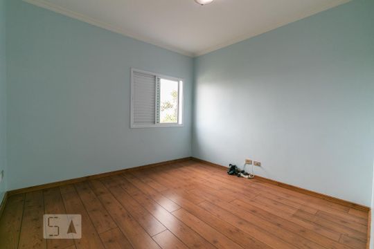Quarto 1 de casa para alugar com 3 quartos, 360m² em Vila Prudente, São Paulo