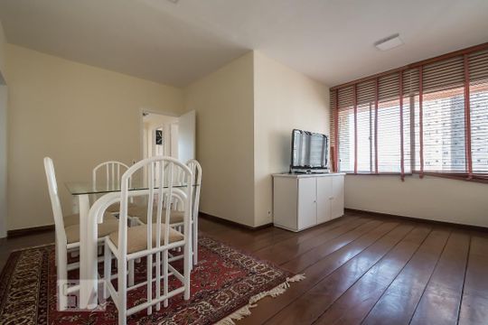 Apartamento para alugar com 3 quartos, 80m² em Vila Gertrudes, São Paulo