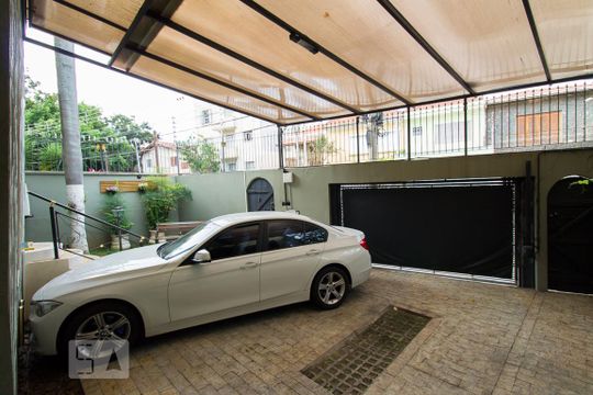 Garagem de casa à venda com 4 quartos, 370m² em Vila Monumento, São Paulo