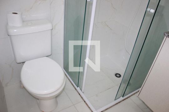 Banheiro de apartamento à venda com 2 quartos, 53m² em Ponte Grande, Guarulhos