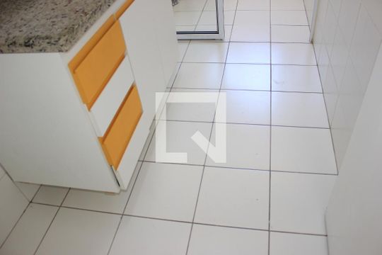 Cozinha de apartamento à venda com 2 quartos, 53m² em Ponte Grande, Guarulhos