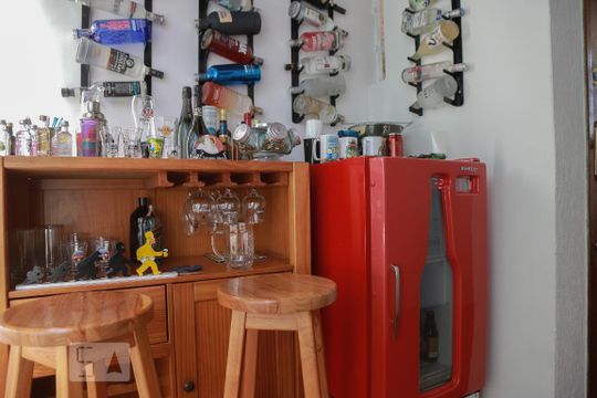 Saleta de apartamento à venda com 2 quartos, 50m² em São Cristóvão, Rio de Janeiro