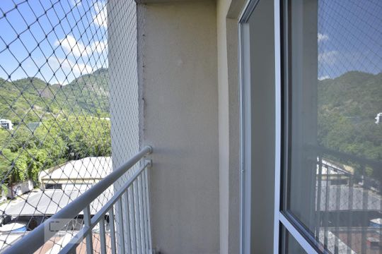 Varanda de apartamento à venda com 2 quartos, 52m² em Jacarepaguá, Rio de Janeiro