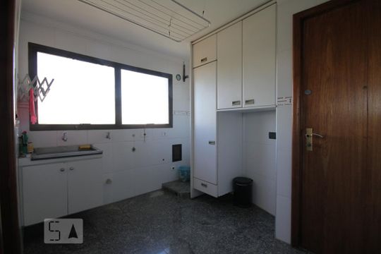 Área de serviço de apartamento à venda com 3 quartos, 212m² em Vila Mariana, São Paulo