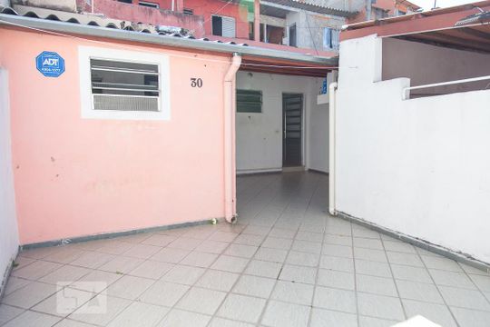 Garagem de casa para alugar com 1 quarto, 70m² em Vila Ema, São Paulo
