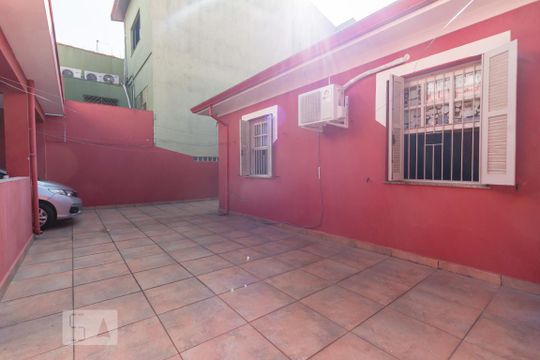 Quintal de casa à venda com 3 quartos, 120m² em Centro, Osasco