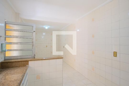 Cozinha de casa para alugar com 3 quartos, 302m² em Vila Carrão, São Paulo