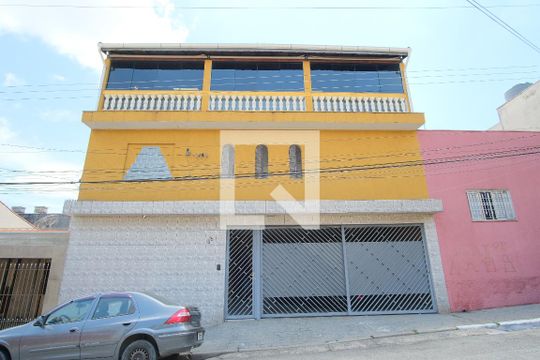 Fachada de casa para alugar com 3 quartos, 302m² em Vila Carrão, São Paulo