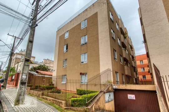 Fachada  de apartamento à venda com 3 quartos, 50m² em Atuba, Curitiba