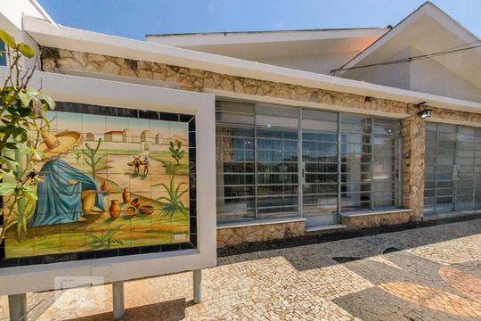 Fachada de casa à venda com 4 quartos, 233m² em Vila Industrial, Campinas