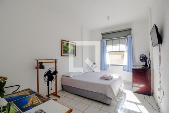 Kitnet/Studio à venda com 1 quarto, 30m² em Santa Ifigênia, São Paulo