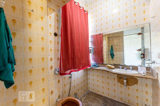 Banheiro da Suíte 1 de apartamento à venda com 2 quartos, 80m² em Fonseca, Niterói