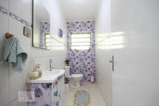 Lavabo de casa para alugar com 3 quartos, 201m² em Vila Nair, São Paulo