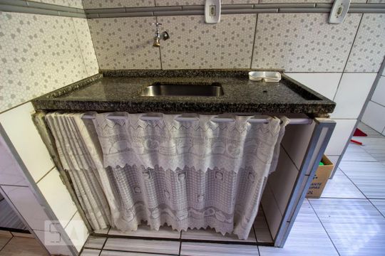 Cozinha - Torneira de apartamento para alugar com 2 quartos, 46m² em Morada das Vinhas, Jundiaí