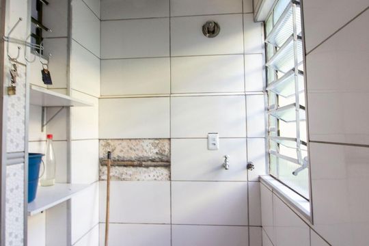 Área de Serviço de apartamento para alugar com 2 quartos, 46m² em Morada das Vinhas, Jundiaí