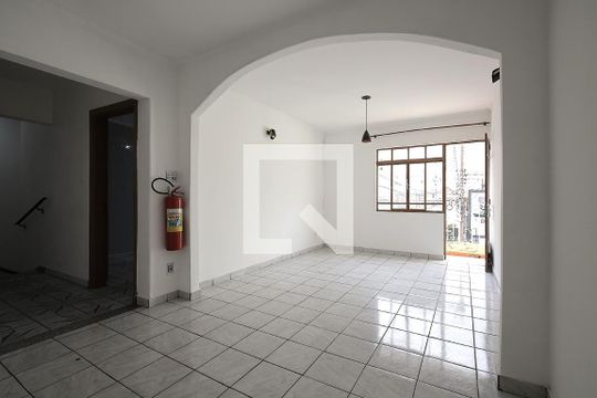 Sala de apartamento para alugar com 3 quartos, 90m² em Bangú, Santo André