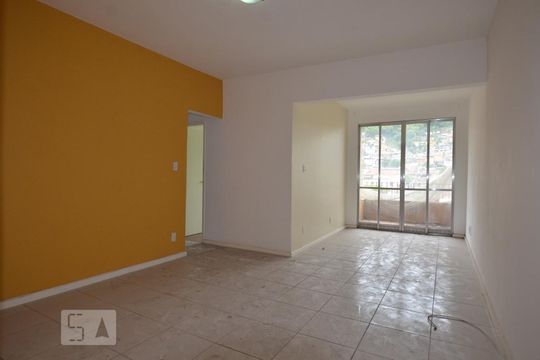 Apartamento à venda com 2 quartos, 82m² em Penha Circular, Rio de Janeiro