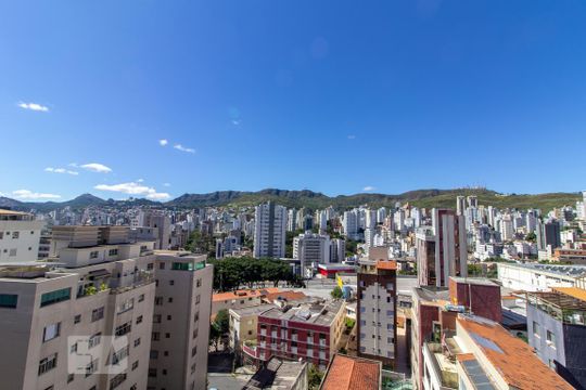 Vista do Quarto 3 de apartamento para alugar com 3 quartos, 80m² em São Pedro, Belo Horizonte