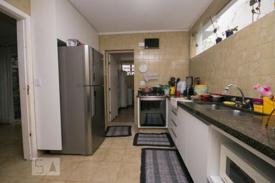 Cozinha de casa à venda com 5 quartos, 550m² em Santa Teresinha, São Paulo