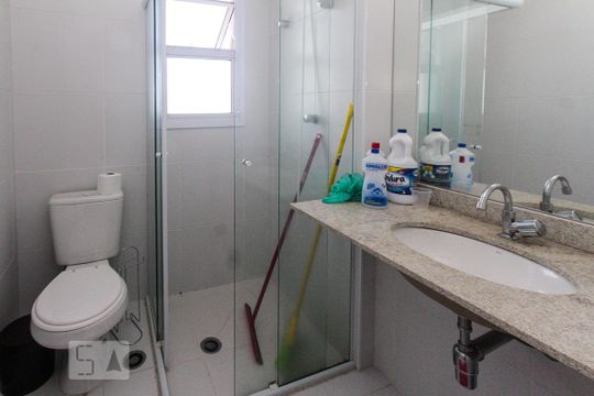 Banheiro de kitnet/studio à venda com 1 quarto, 26m² em Vila Prudente, São Paulo