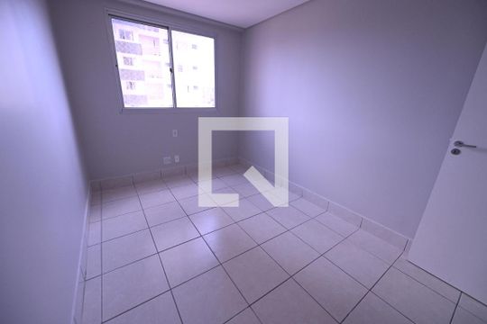 Quarto 2 de apartamento para alugar com 3 quartos, 79m² em Jardim Goiás, Goiânia