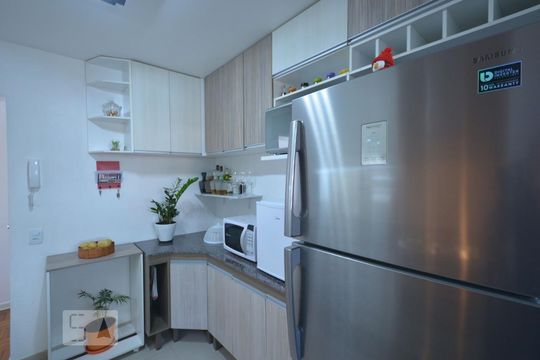 Cozinha de apartamento à venda com 2 quartos, 51m² em Água Funda, São Paulo
