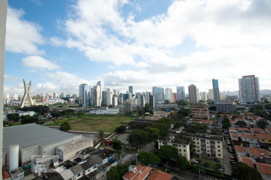 Vista da varanda de kitnet/studio para alugar com 1 quarto, 49m² em Vila Cordeiro, São Paulo